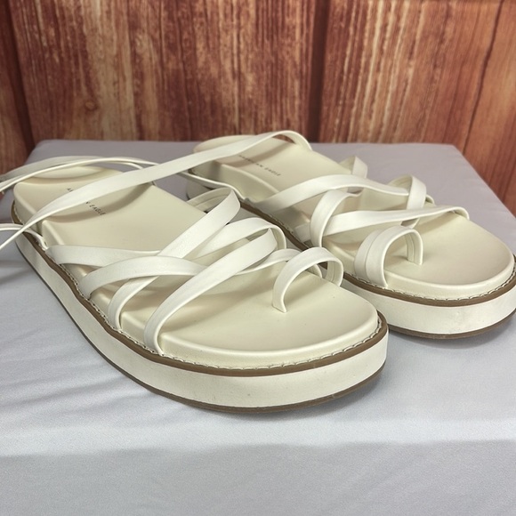 American Eagle Outfitters Shoes - American Eagle white tan vegan leather strap ankle sandals women’s size 7.5